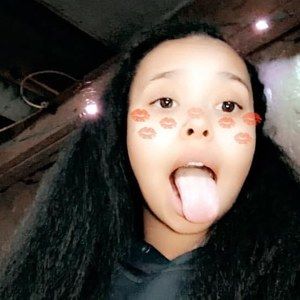 Meet your Posher, Emily michele